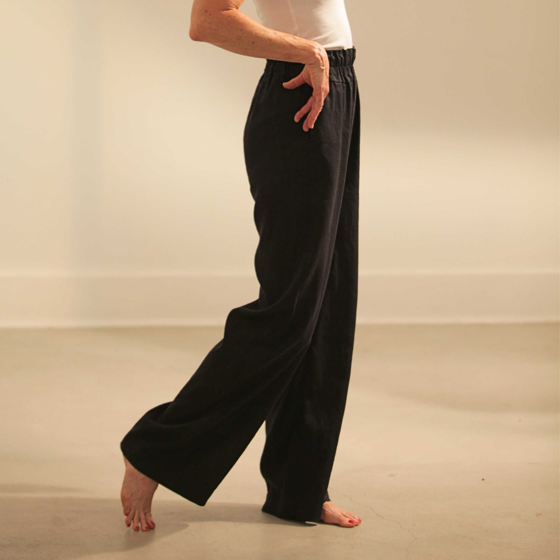 Breezy Hemp Pants – Lightweight Bug-Repellent Travel Pants with Insect Shield®
