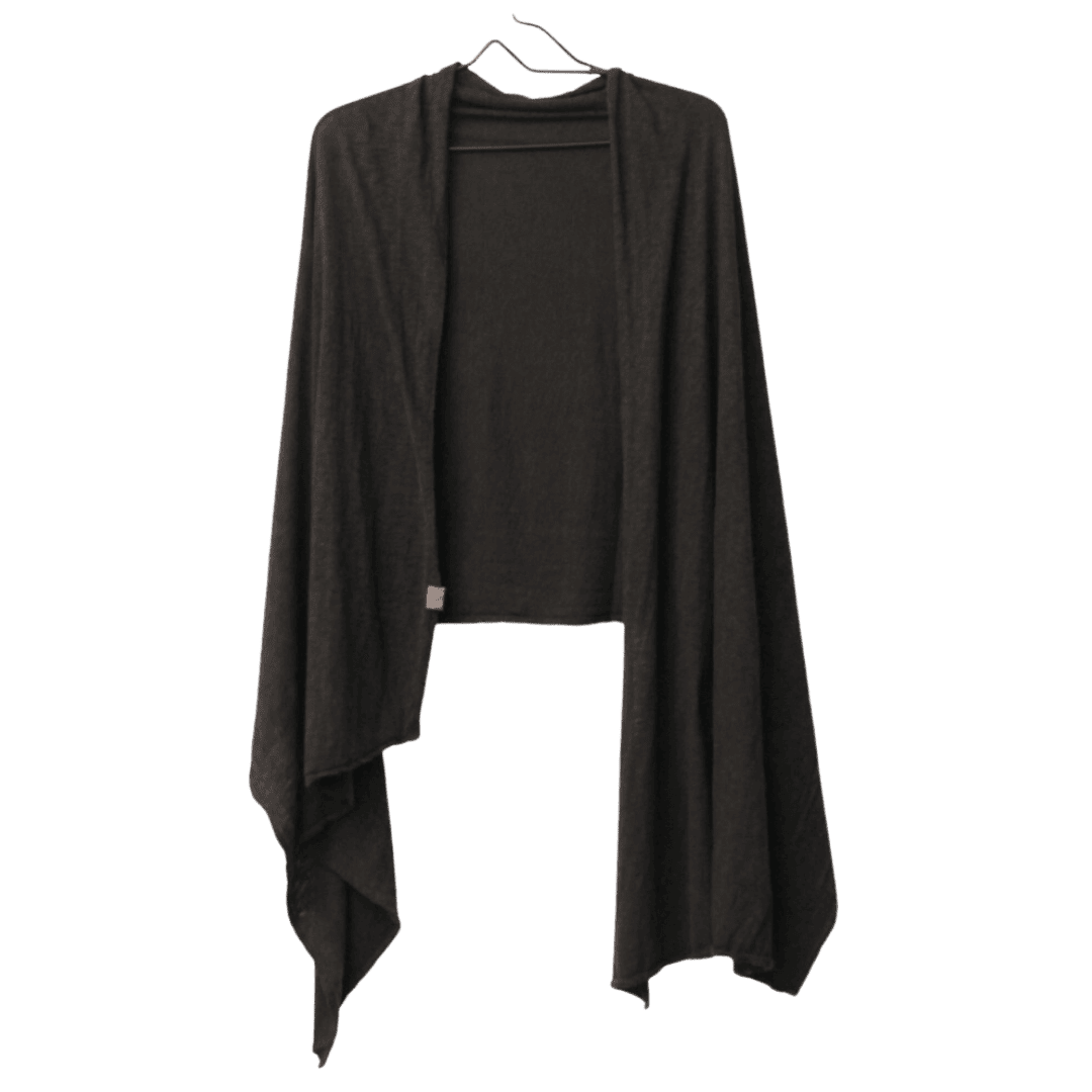 Essential Travel Wrap – Lightweight Insect-Repellent Scarf for Women & Men