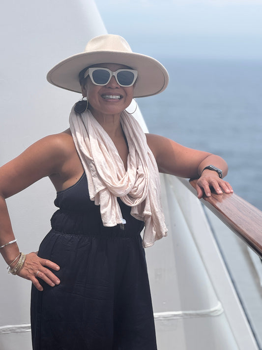 Travel advisor Riza Ayson wearing her bug repellent Essential Wrap on a Royal Carribean Cruise